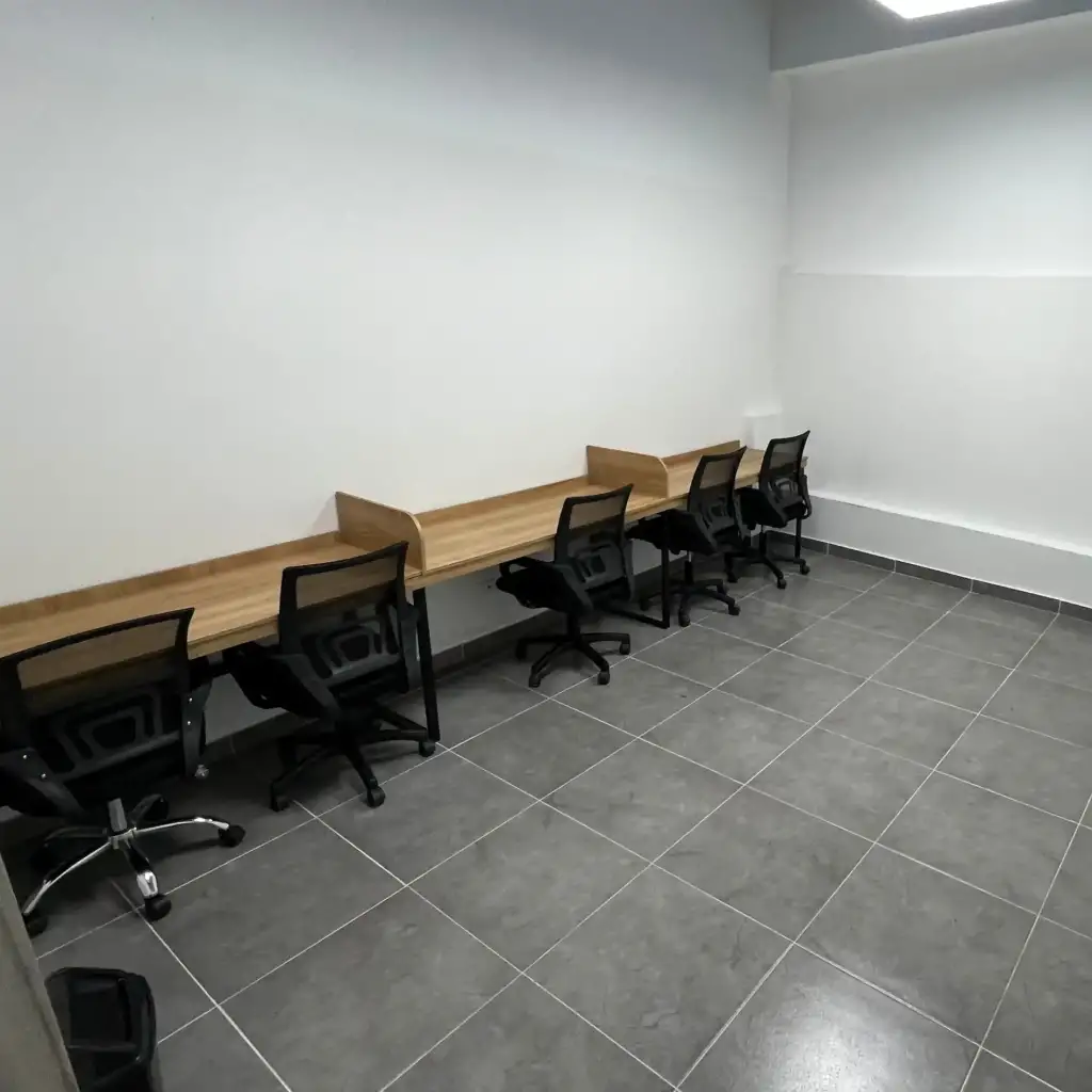 Coventus-Oficina-Priva-5-Puestos
