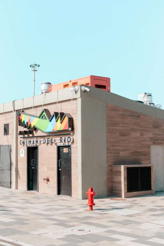 Caiman del Rio is a spot where lots of restaurants offer a ton of great cuisine. 